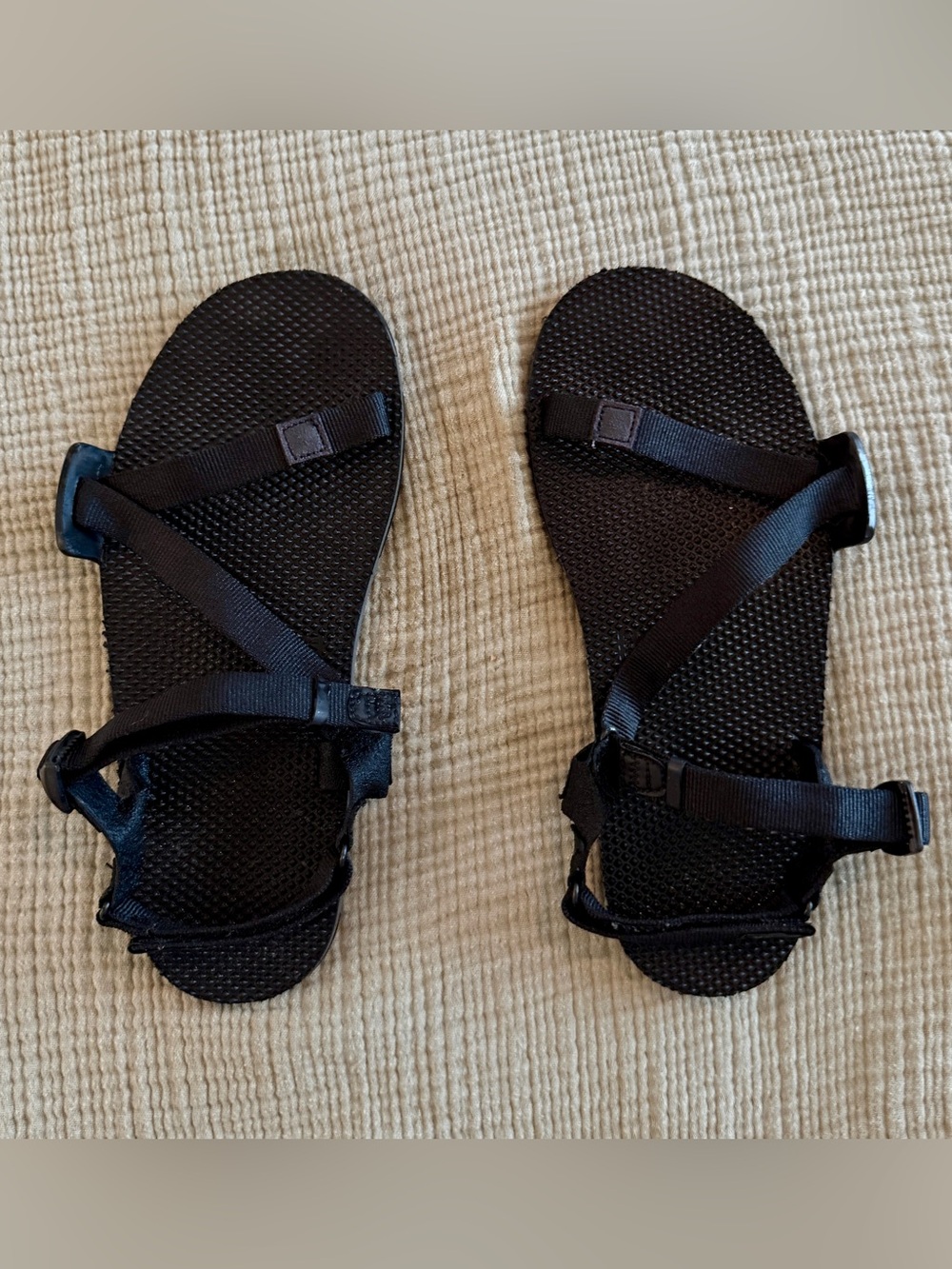 Xero Shoes Amuri Z-Trek Black Barefoot Minimalist Sandals